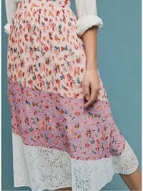 Pleated Floral Midi Skirt in Pink and Cream with Lace Hem